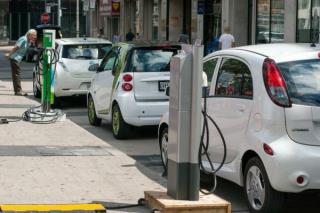 Cargadores energía pública para vehículos eléctricos  